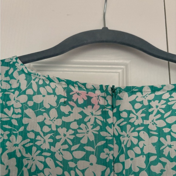 Pink Lily Dress - Picture 2 of 4